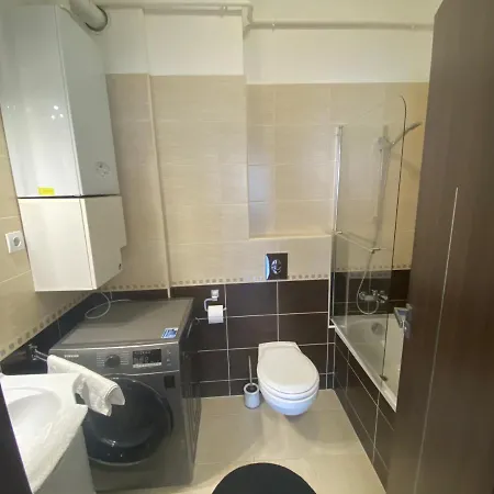 Black Brothers Wellness Apartman Siófok